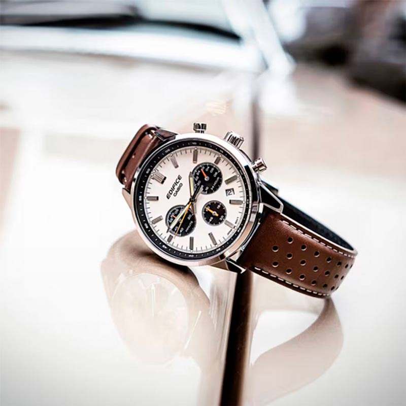Casio EFR-575L-7AEF