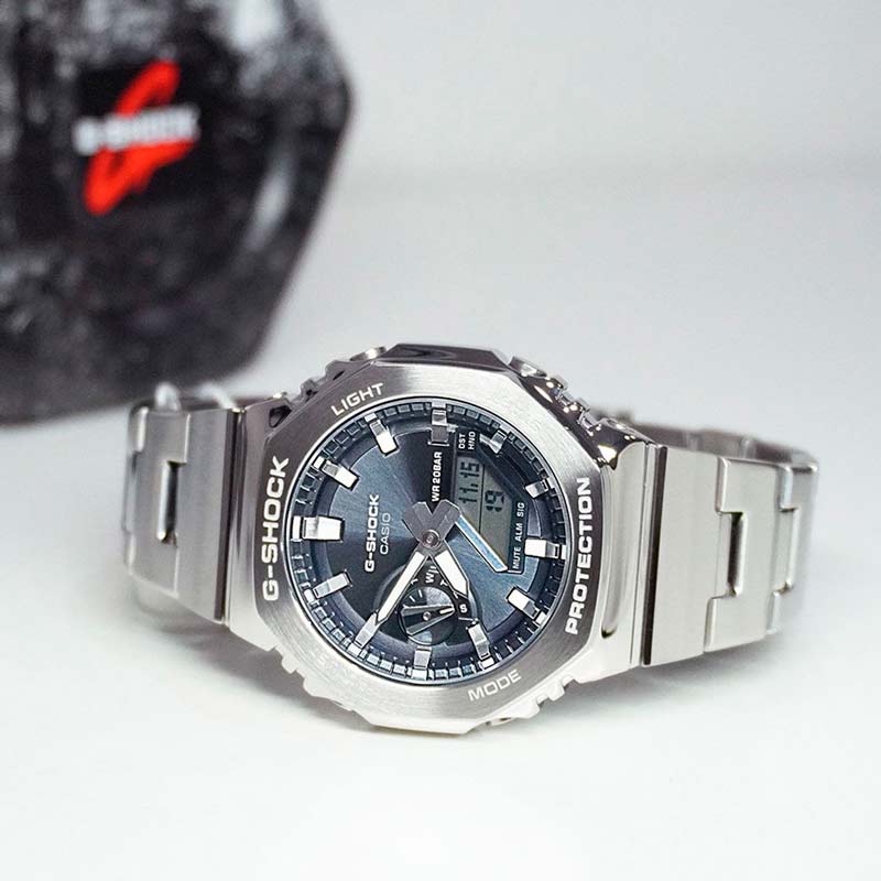 Casio GM-2110D-8AER