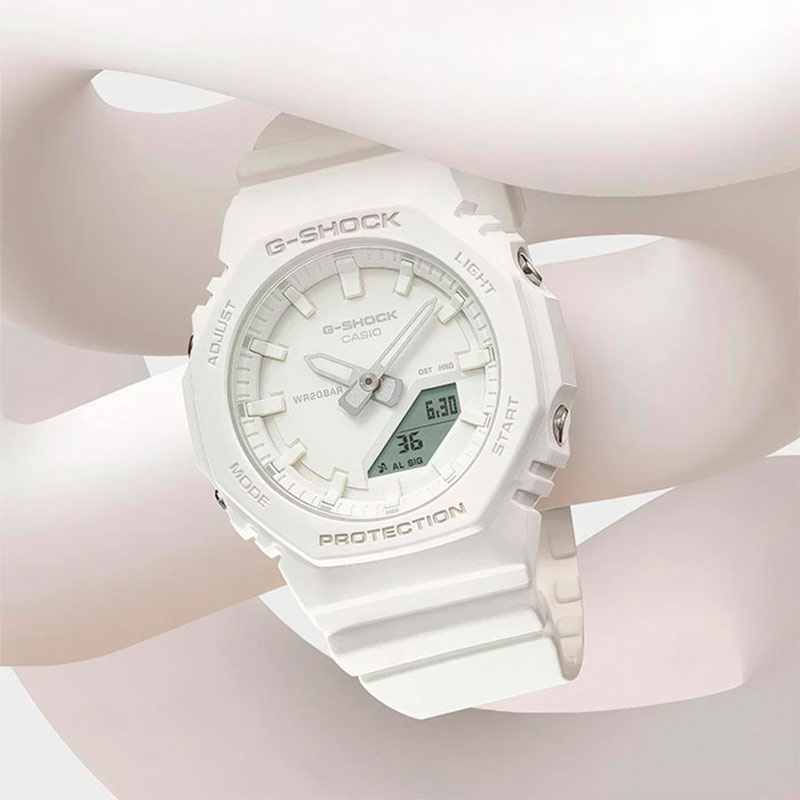 Casio GMA-P2100-7AER