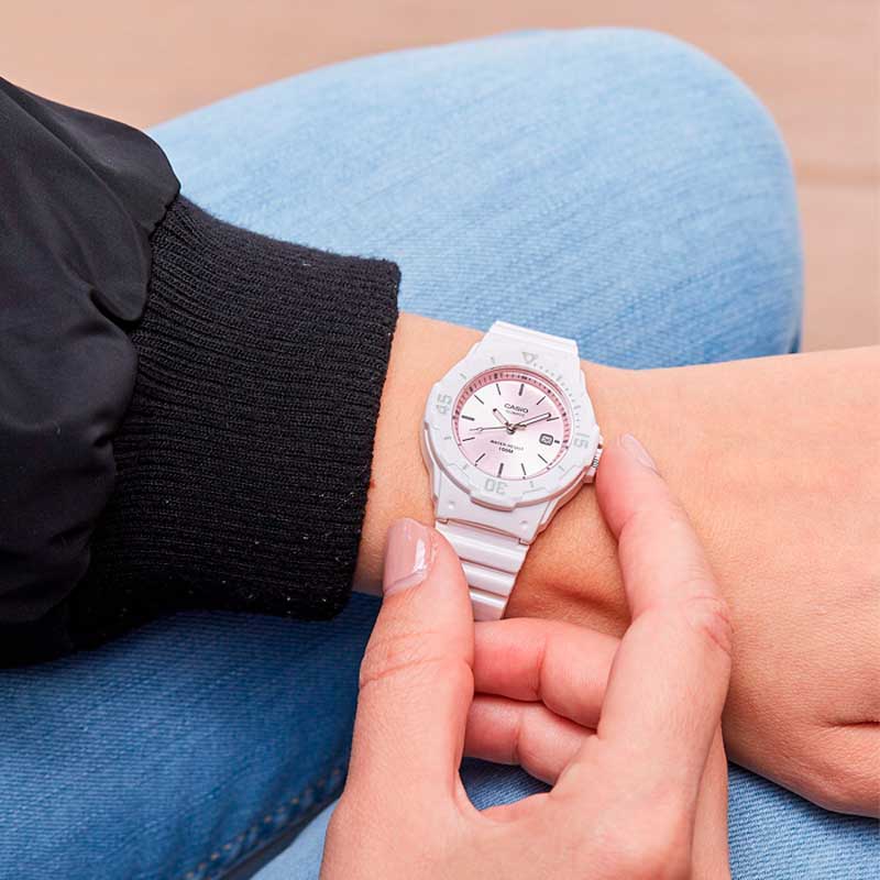 Casio LRW-200H-4E3VEF Casio LRW-200H-4E3VEF