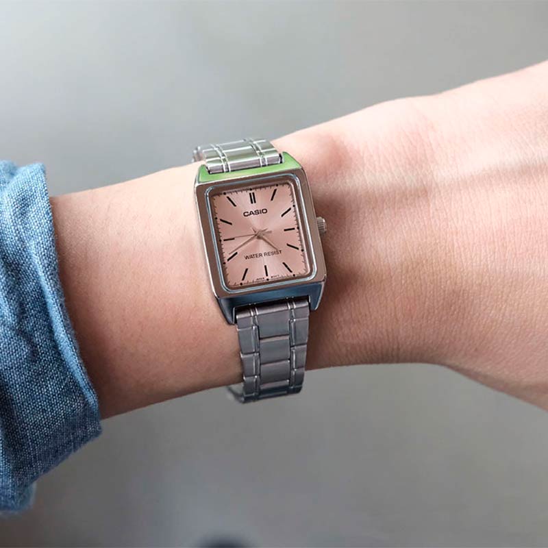Casio LTP-V007D-4E Casio LTP-V007D-4E