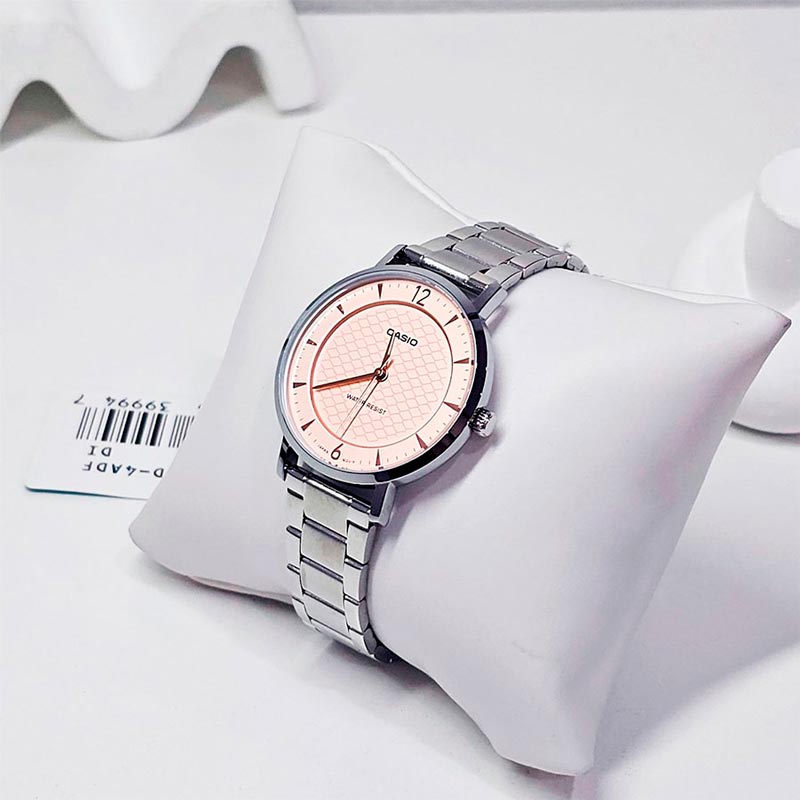 Casio LTP-VT04D-4A Casio LTP-VT04D-4A