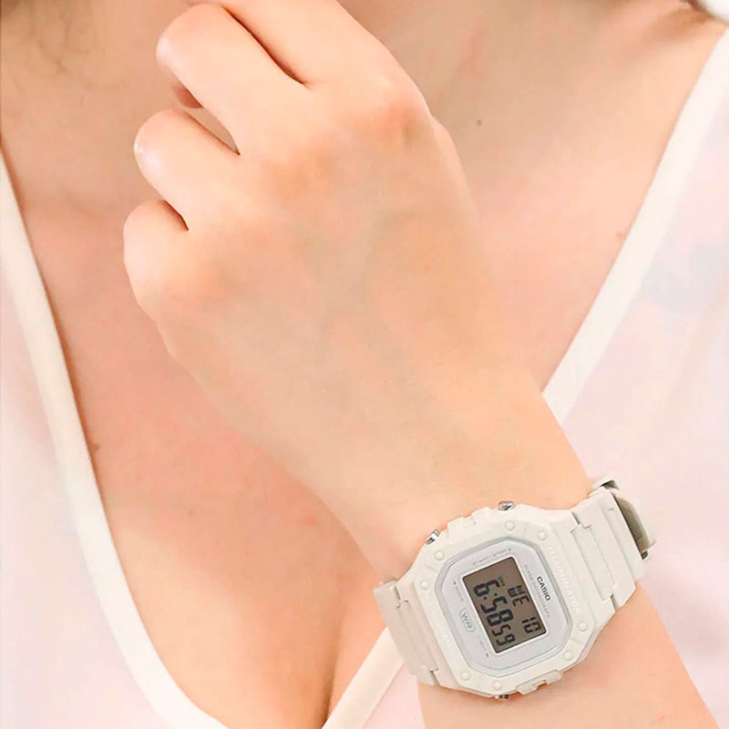 Casio W-218HC-8AVEF